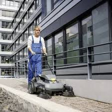 Industrial Vacuum Sweeper